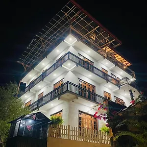White House Hotel Kandy